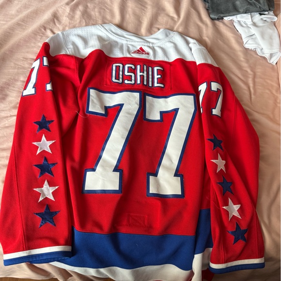 Men’s capitals jersey stitched TJ oshie - Picture 3 of 3